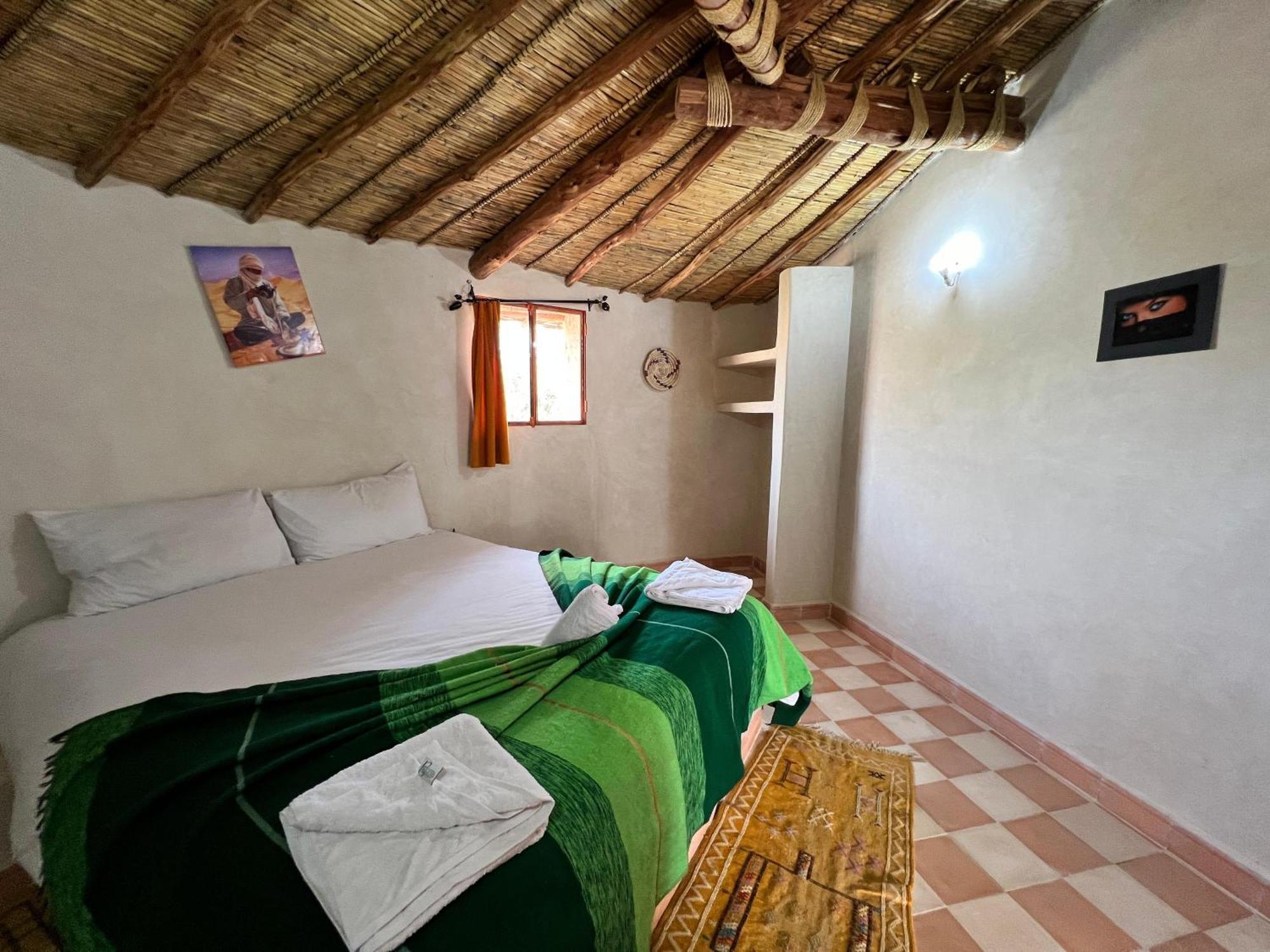 Les Jardins D Amizmiz 6 Piscines Bed & Breakfast Wawizelte Bagian luar foto