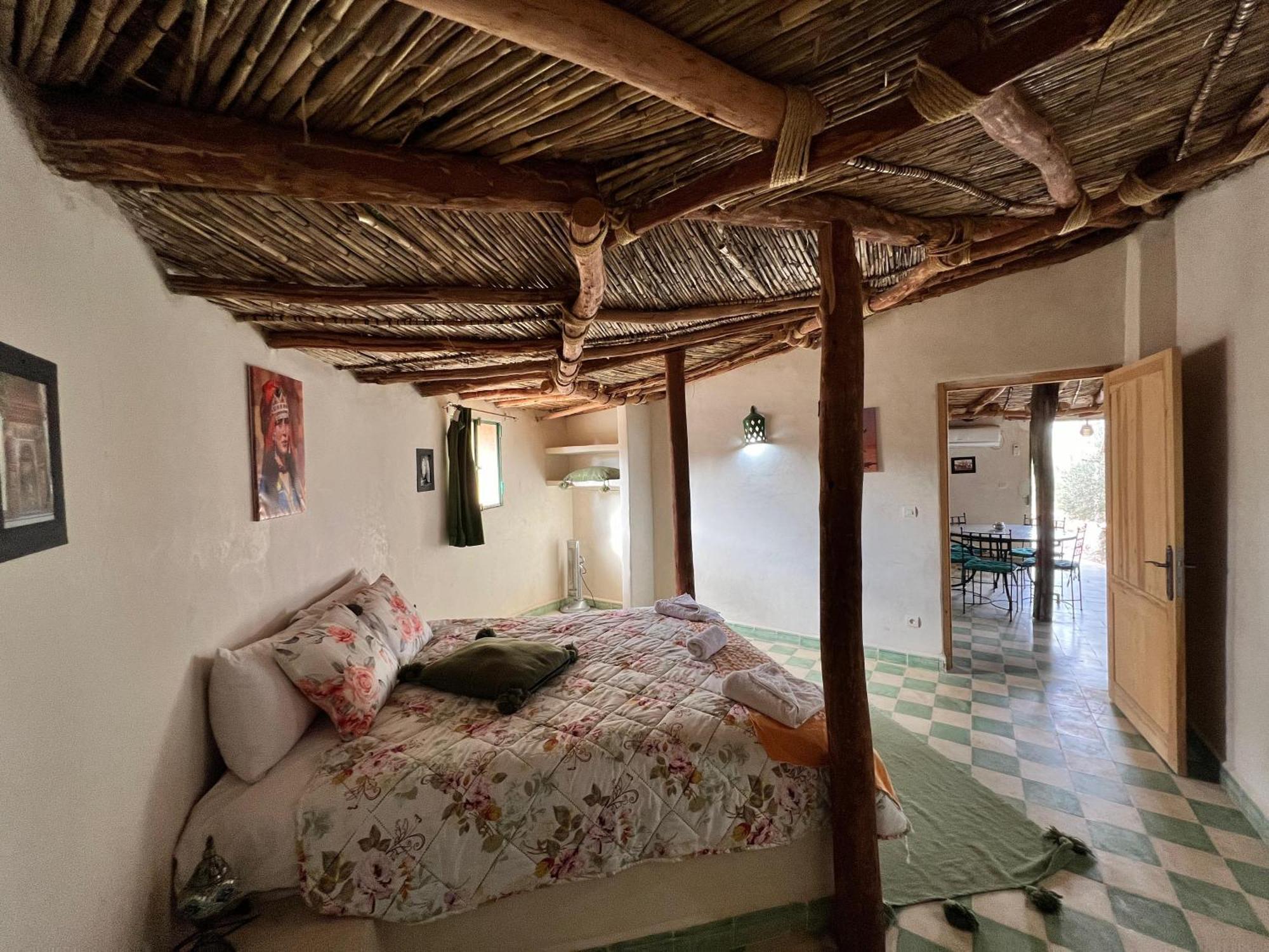 Les Jardins D Amizmiz 6 Piscines Bed & Breakfast Wawizelte Bagian luar foto