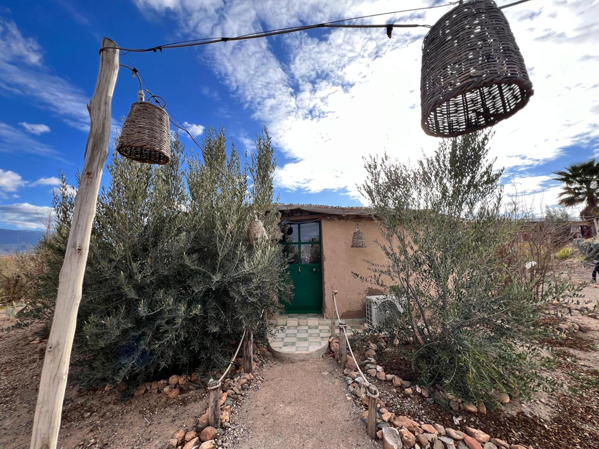 Les Jardins D Amizmiz 6 Piscines Bed & Breakfast Wawizelte Bagian luar foto
