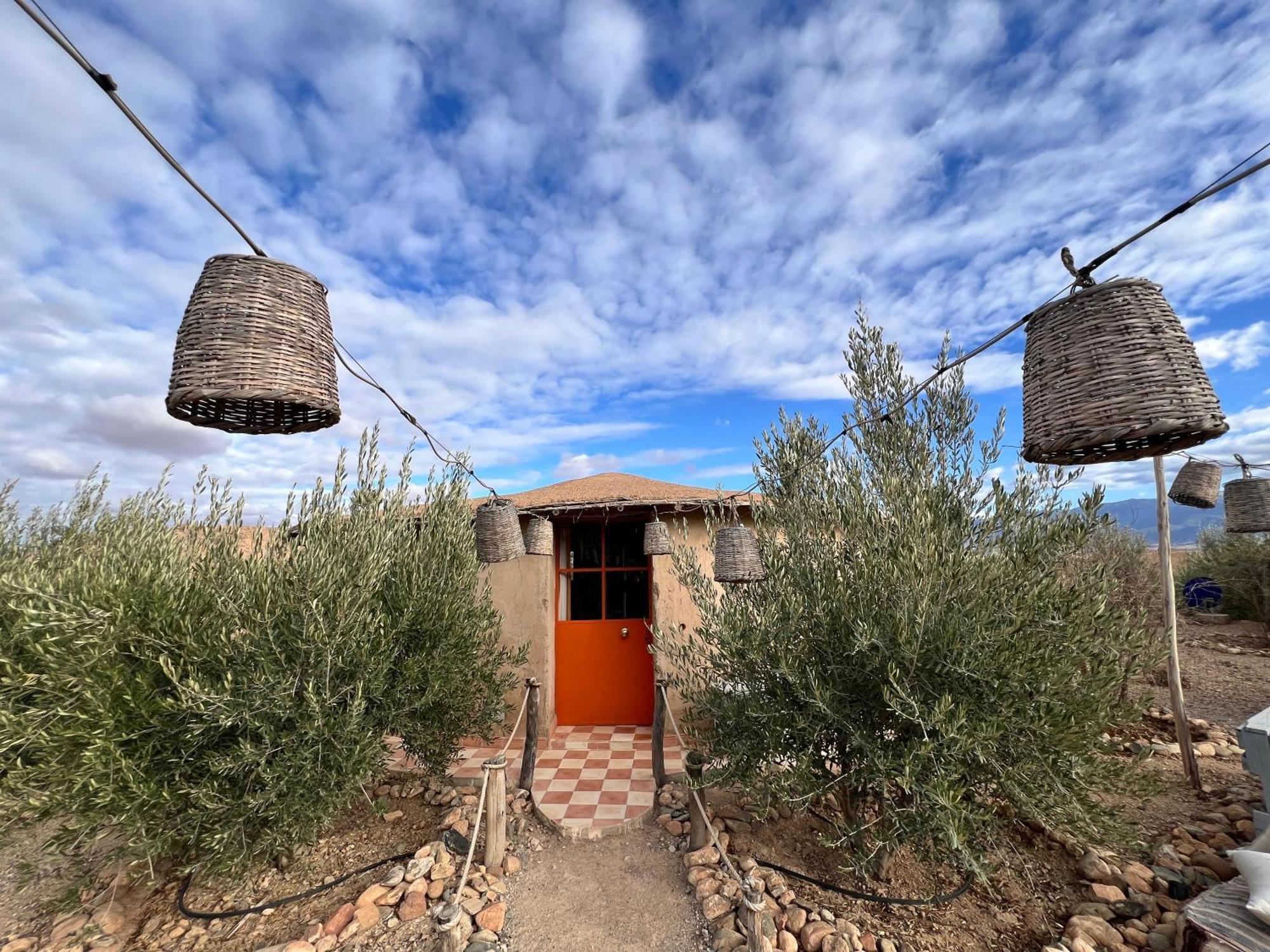 Les Jardins D Amizmiz 6 Piscines Bed & Breakfast Wawizelte Bagian luar foto